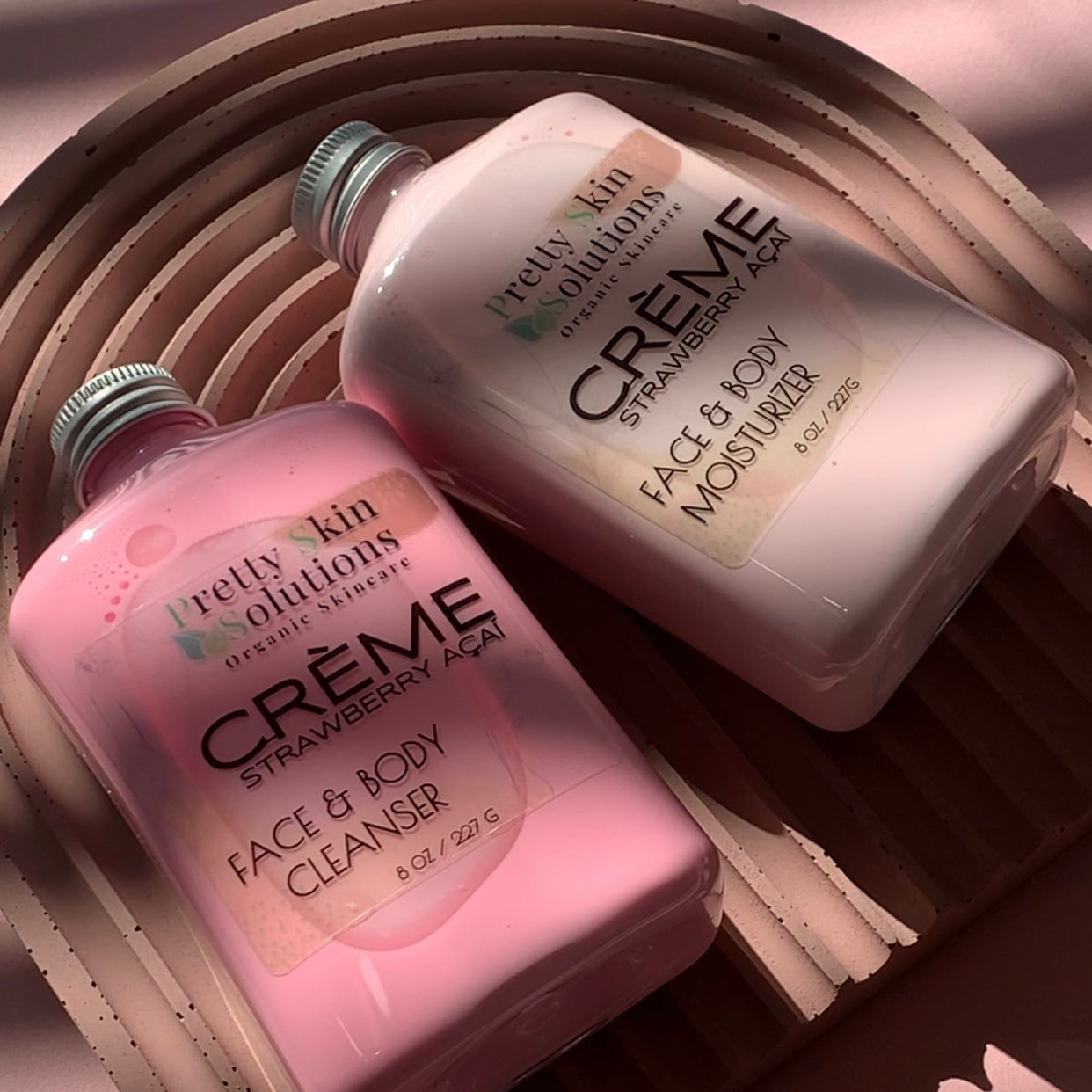 CRÈME STRAWBERRY AÇAÍ CLEANSER/MOISTURIZER